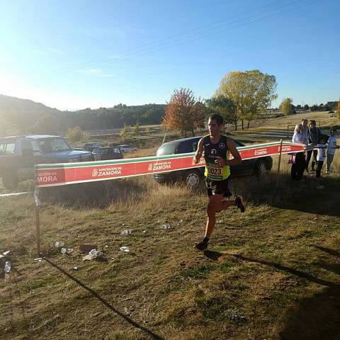 Estupendo fin de semana deportivo para los corredores del C.D. ZAMORA CORRE-ADARSA._52